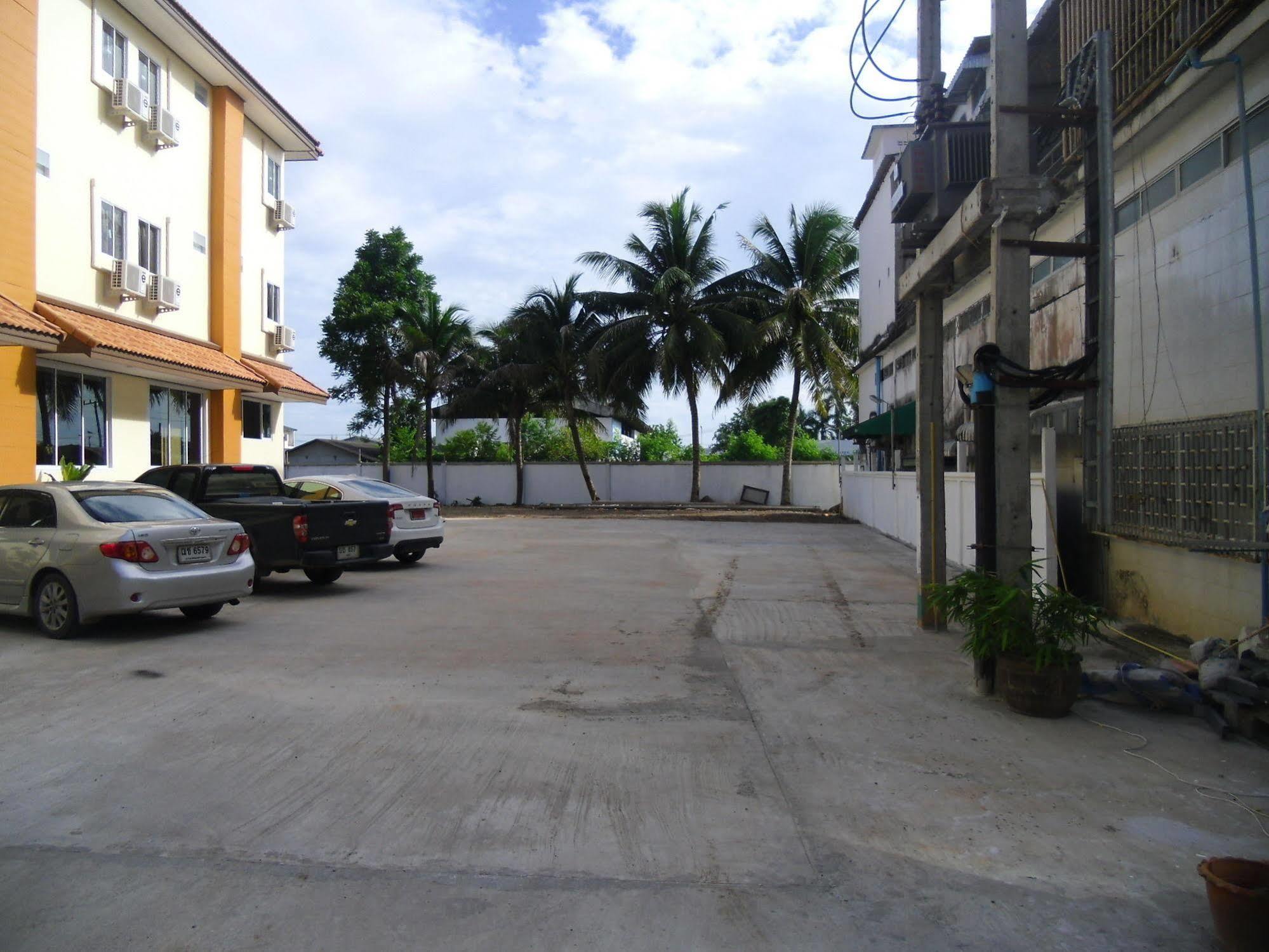 Na Chaidej Hotel Surat Thani Exteriér fotografie